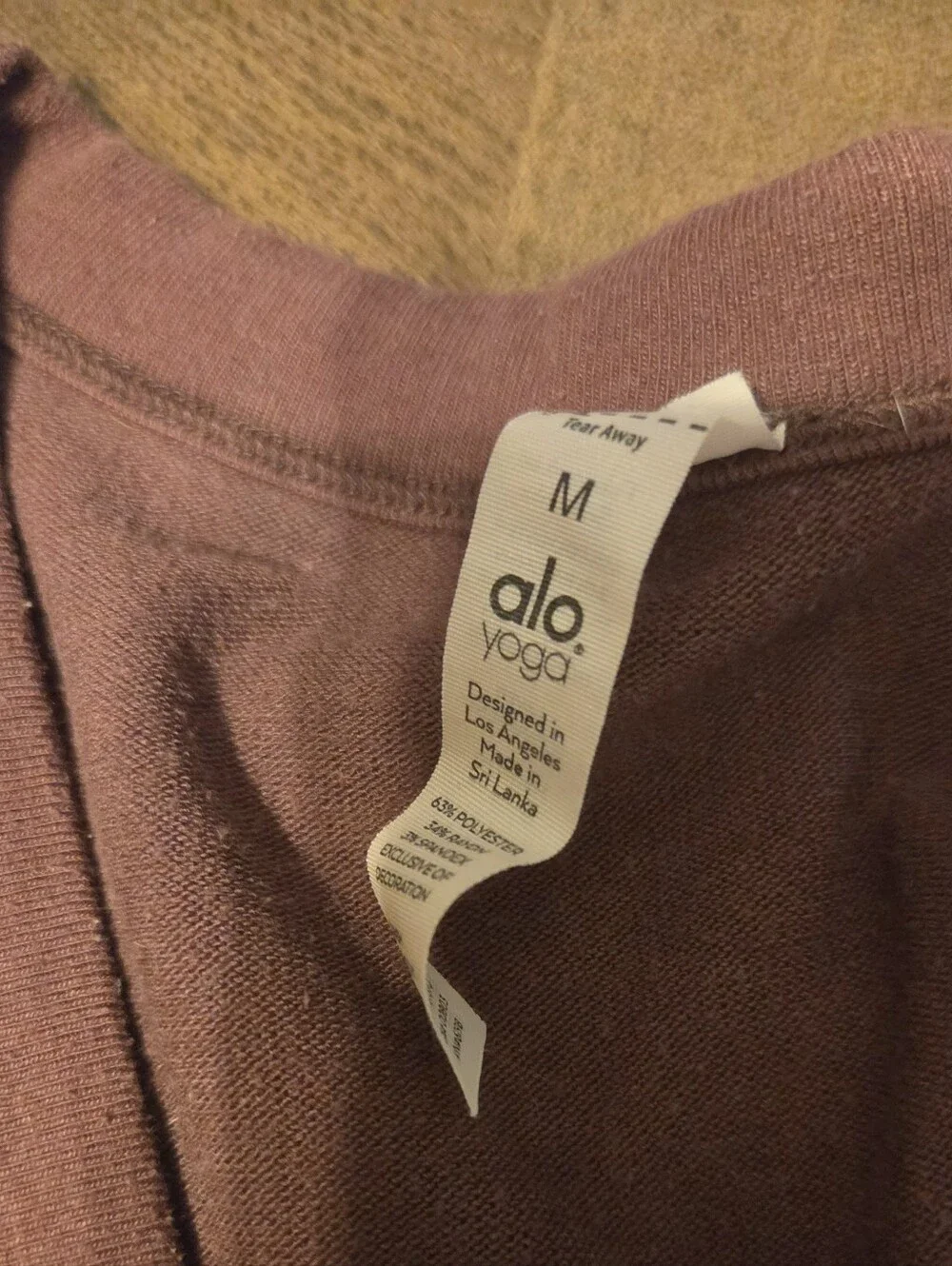 Alo Yoga Soho 2pc SET Cropped Henley Pullover & Jogger in Cherry Cola sz SML-MED